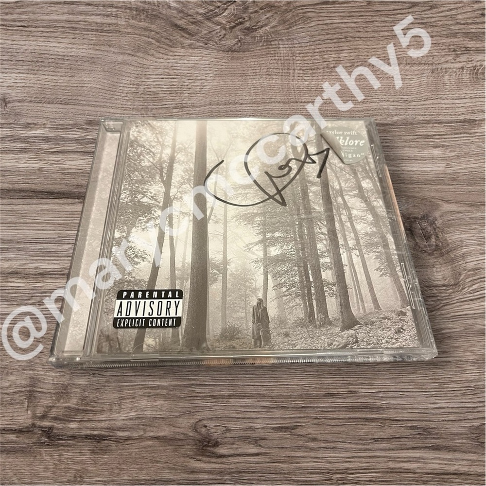 SIGNED Taylor Swift Folklore CD with attached heart | New & Sealed